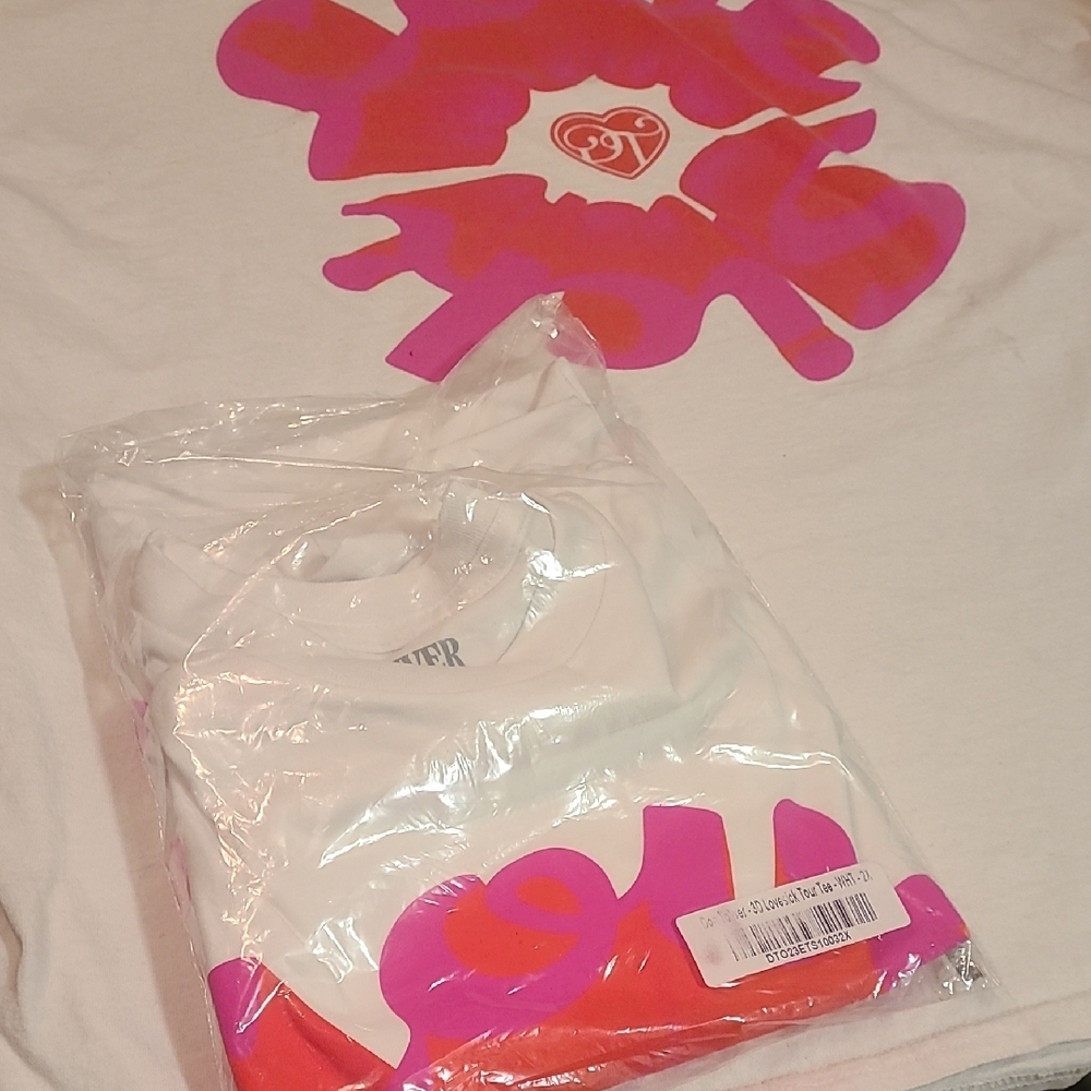 Kids White and Pink Heart Graphic Tee